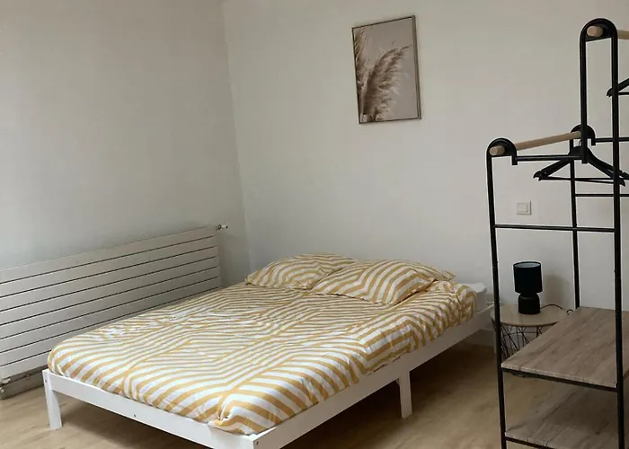 Casa de Férias Maison Ideale Pour 2 Personnes, Garage Clos Et Wifi Beauvoir-sur-Niort